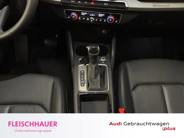 Audi Q2 view 15