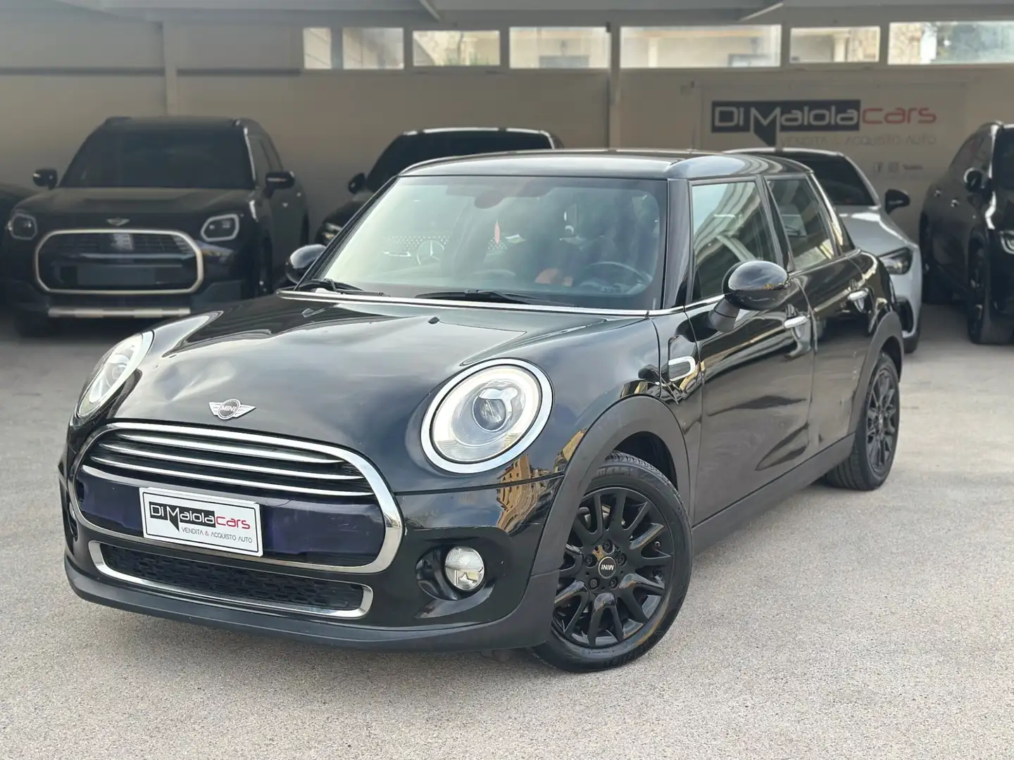 MINI 1.5 Cooper D Hype Чорний - 1
