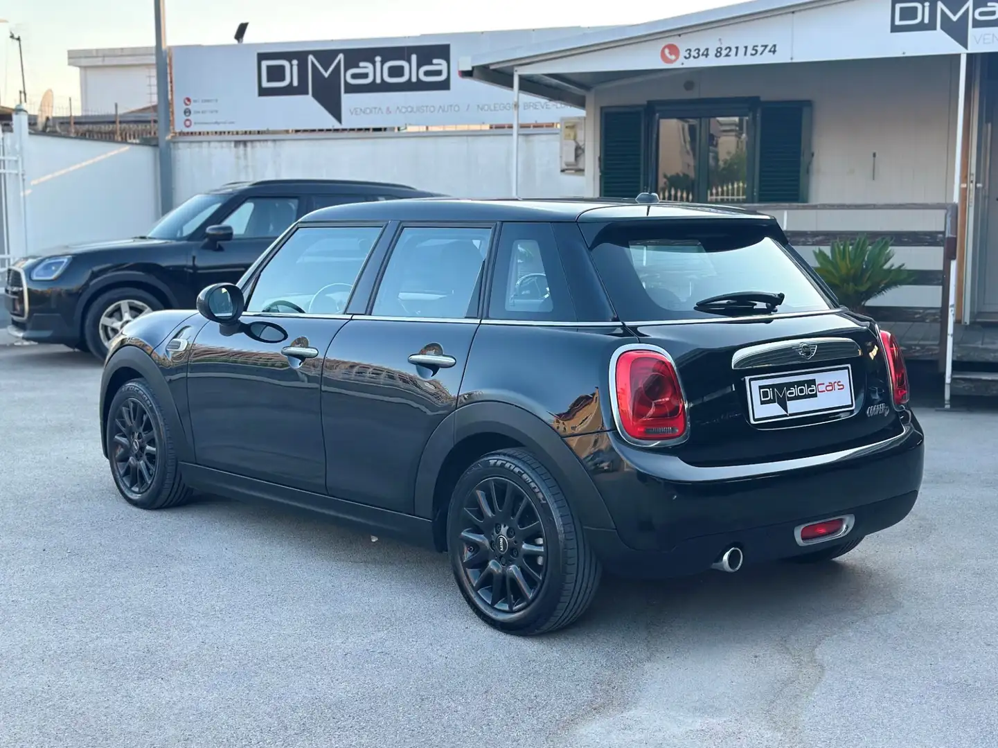 MINI 1.5 Cooper D Hype Zwart - 2