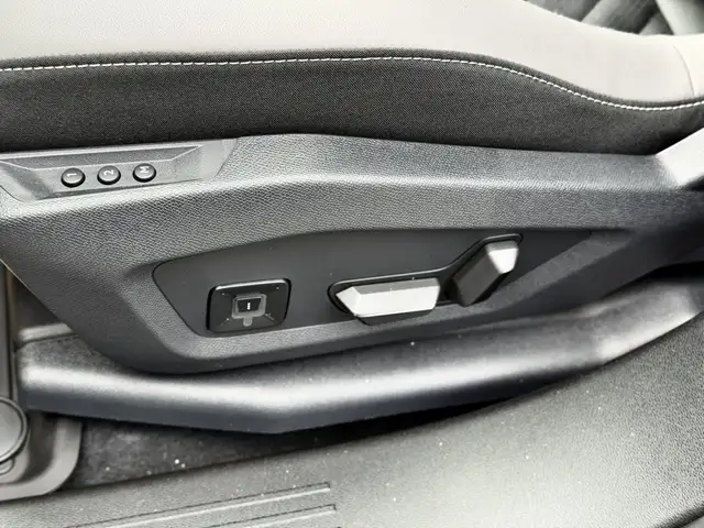 Jeep Compass view 14