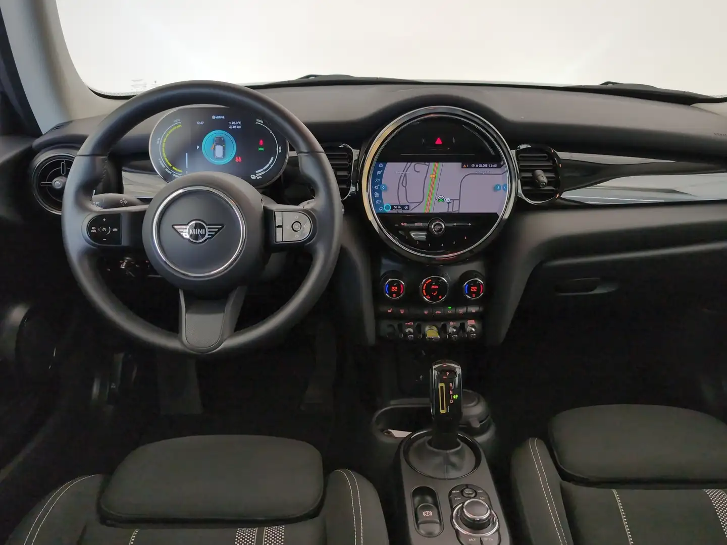MINI Cooper SE 3-Türer DAB/SHZ/PDC DAB/SHZ/PDC Grau - 2