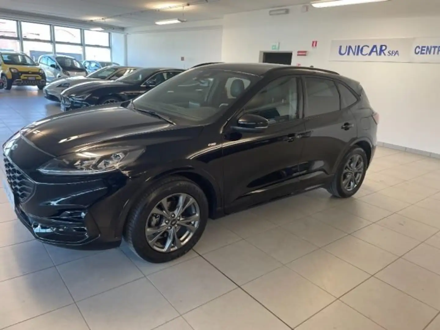 Ford Kuga Kuga 1.5 ecoblue ST-Line X 2wd 120cv auto Nero - 1