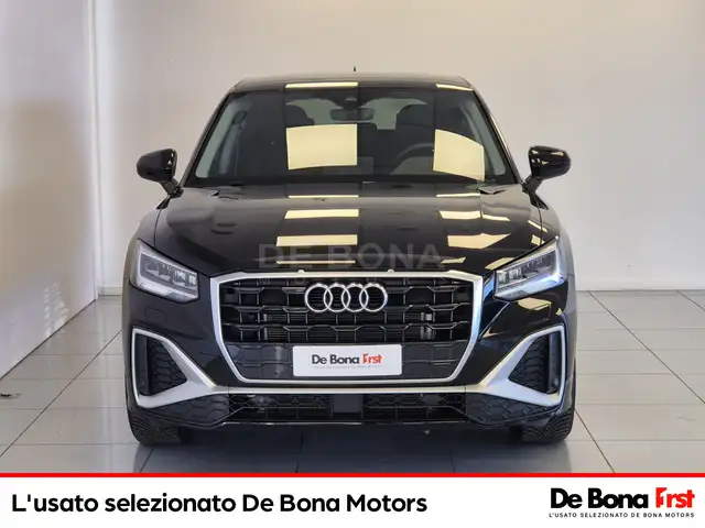 Audi Q2 view 2