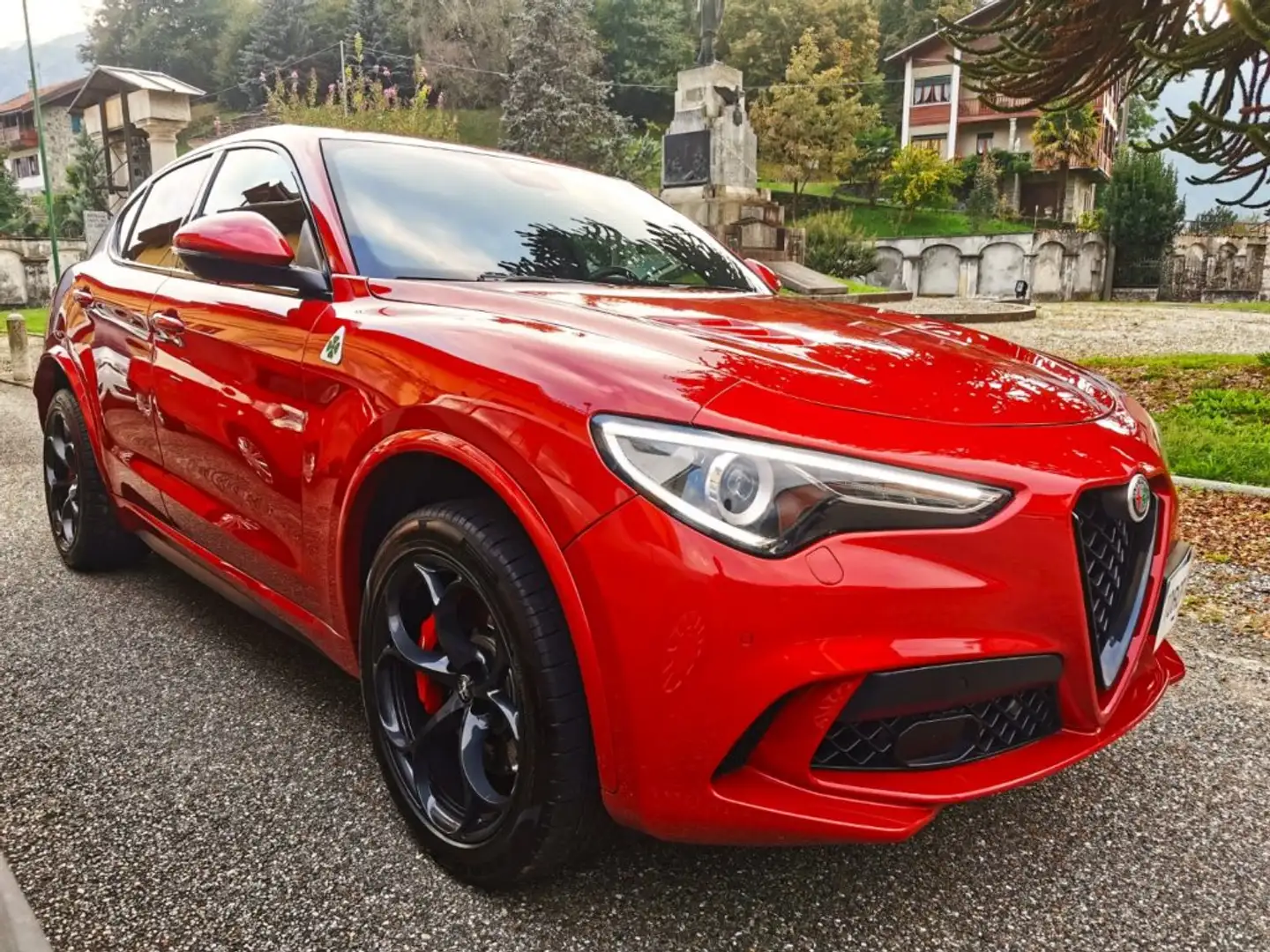 Alfa Romeo Stelvio 2.9 Bi-Turbo V6 510 CV AT8 Quadrifoglio Rosso - 1
