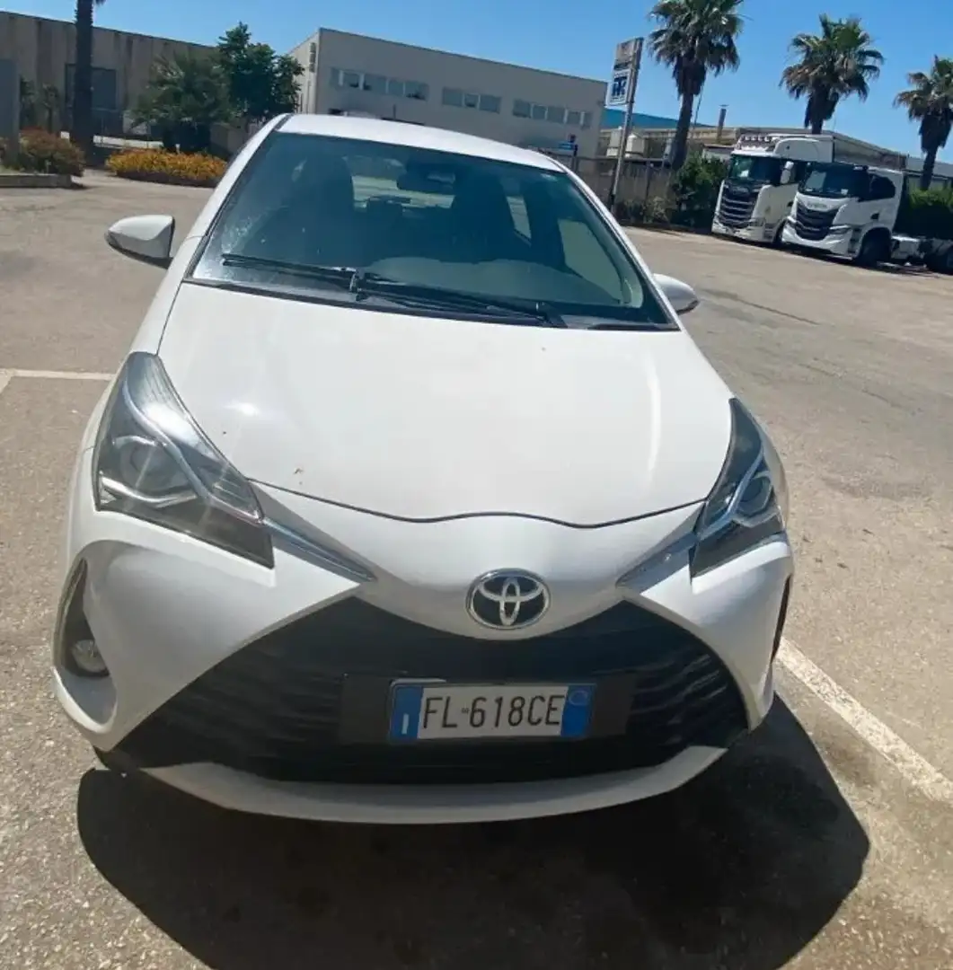 Toyota Yaris 5p 1.0 Lounge - 1