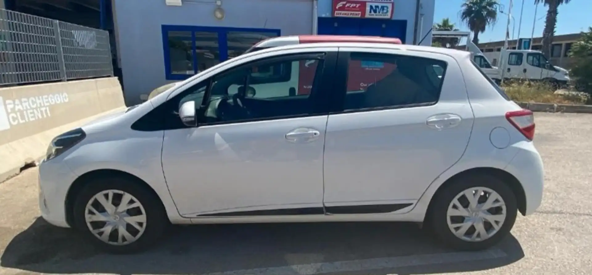 Toyota Yaris 5p 1.0 Lounge - 2