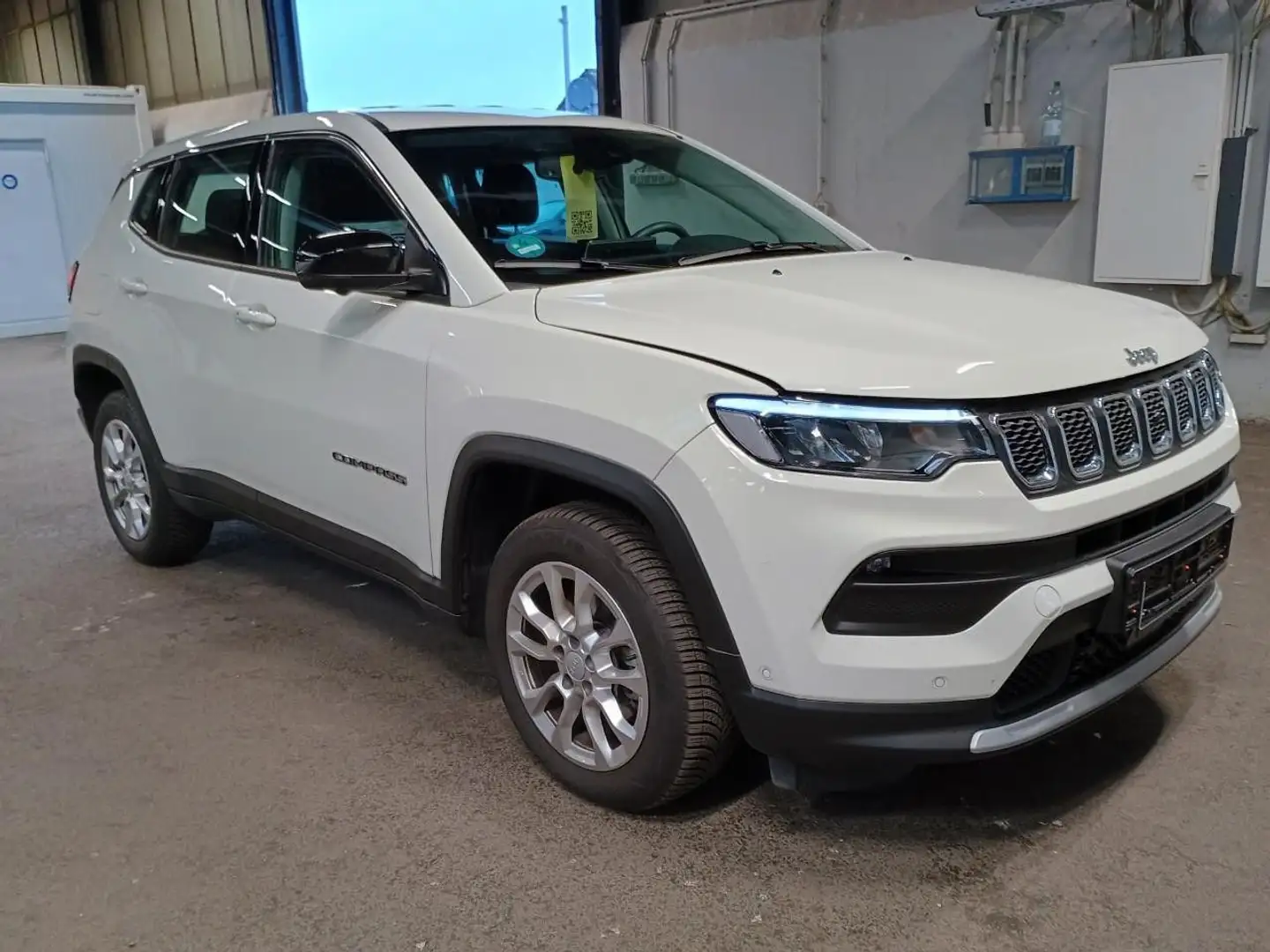Jeep Compass 1,5 Altitude NAVI+LED+KAM+ACC+SPUR.ASS Weiß - 1
