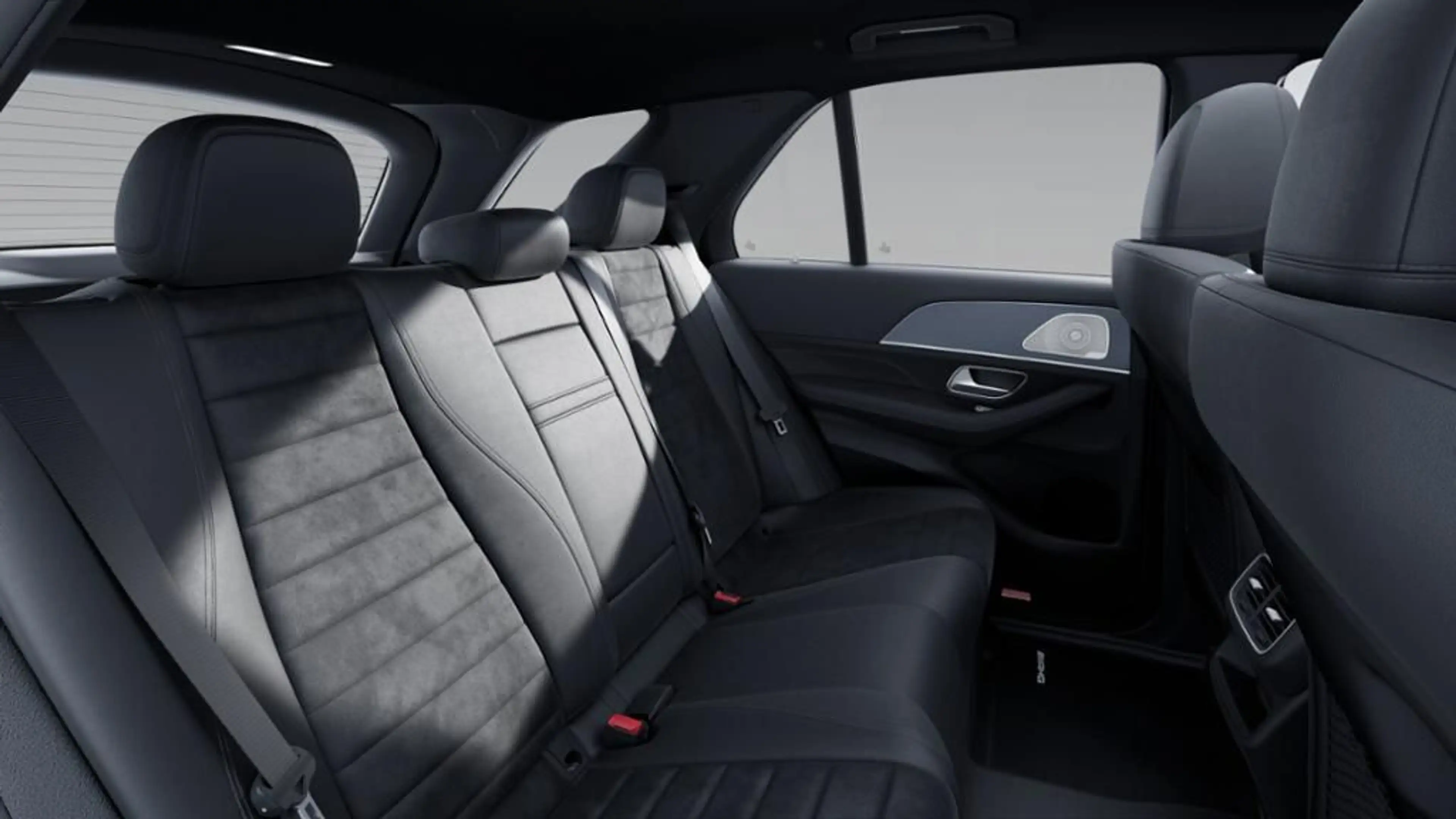 Mercedes-Benz GLE 450 d 4M AMG Line Airmatic AHK Memory 360° D — photo 8