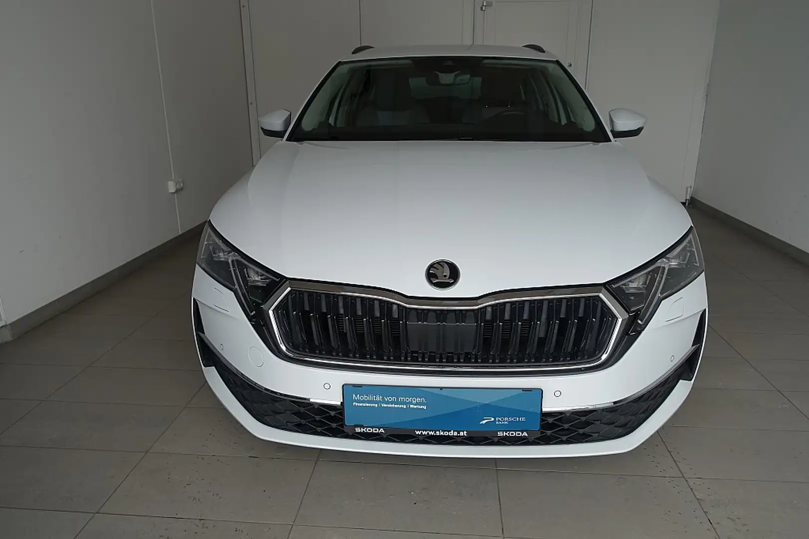 Skoda Octavia Kombi 1,5 TSI Selection Weiß - 2