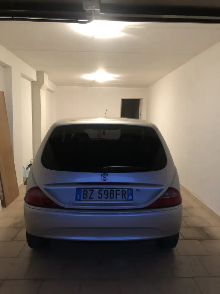 Lancia Y 1.2 16v Elefantino Blu, foto 4