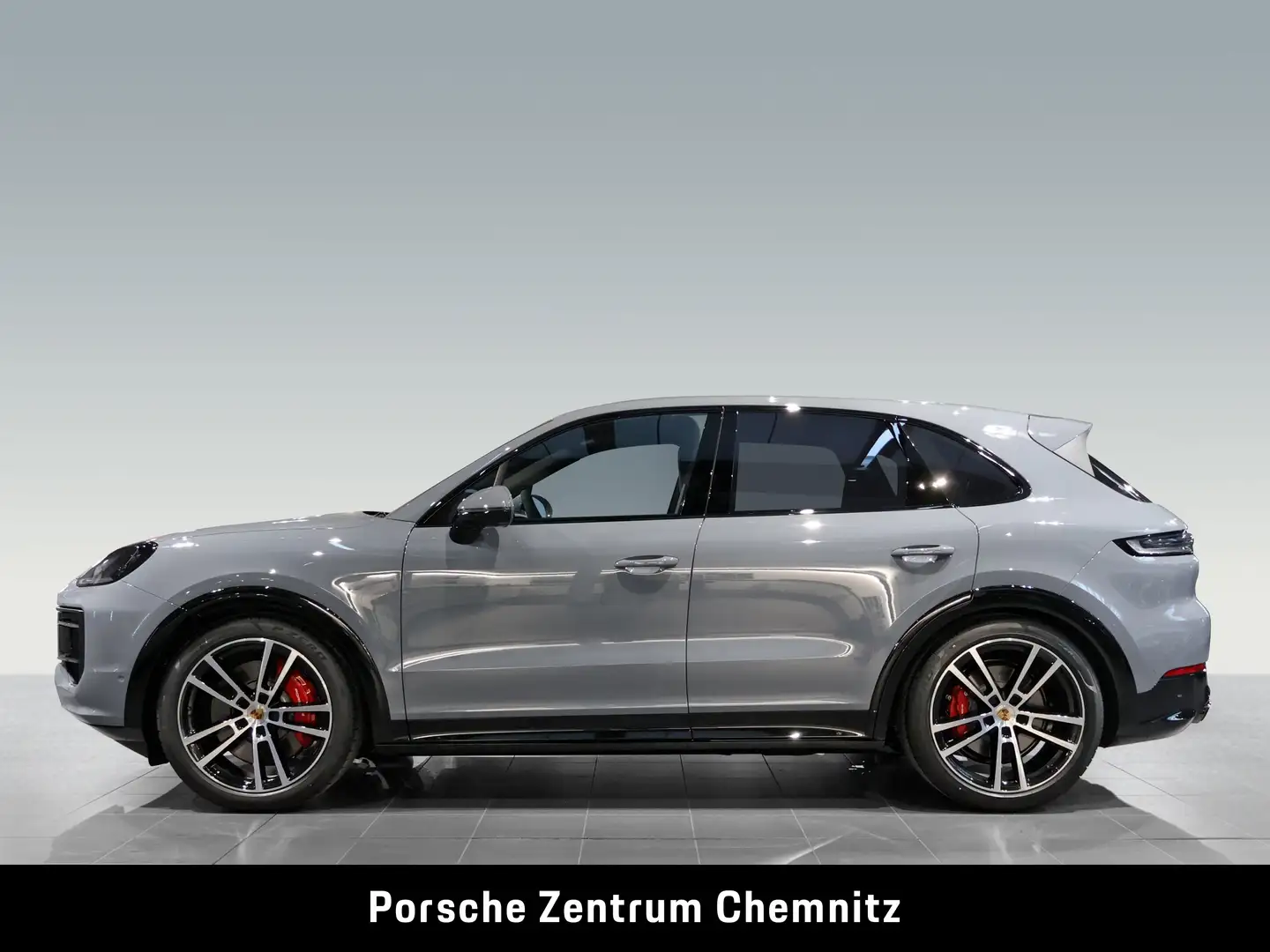 Porsche Cayenne GTS HA-Lenkung;Chrono;Head-Up;Pano Grau - 2