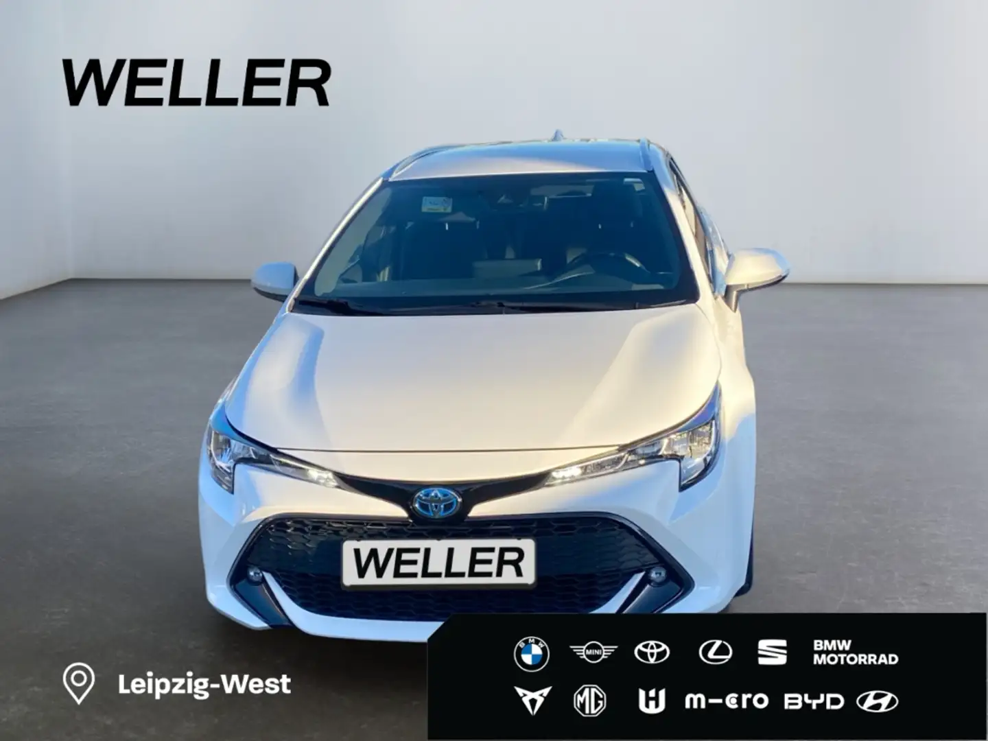 Toyota Corolla 1.8 Hybrid TS Comfort *Standhz*Navi*SHZ* Weiß - 2