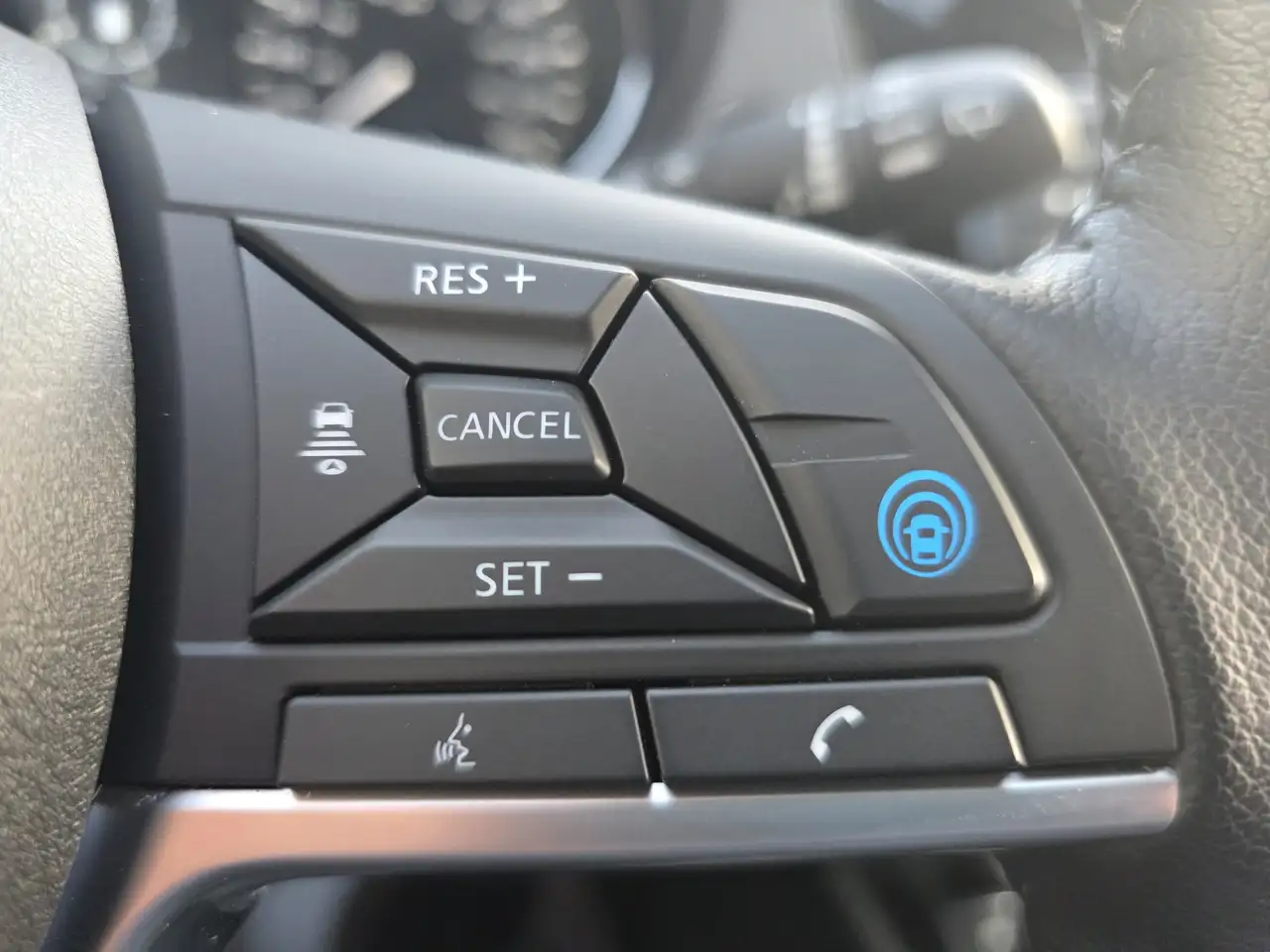 Nissan Qashqai снимка Nissan Qashqai