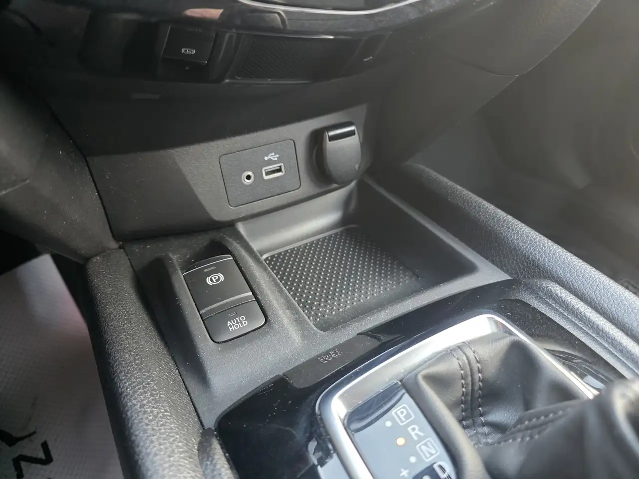 Nissan Qashqai снимка Nissan Qashqai