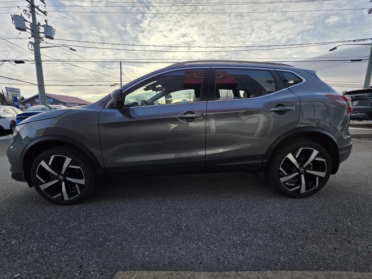 Nissan Qashqai снимка Nissan Qashqai