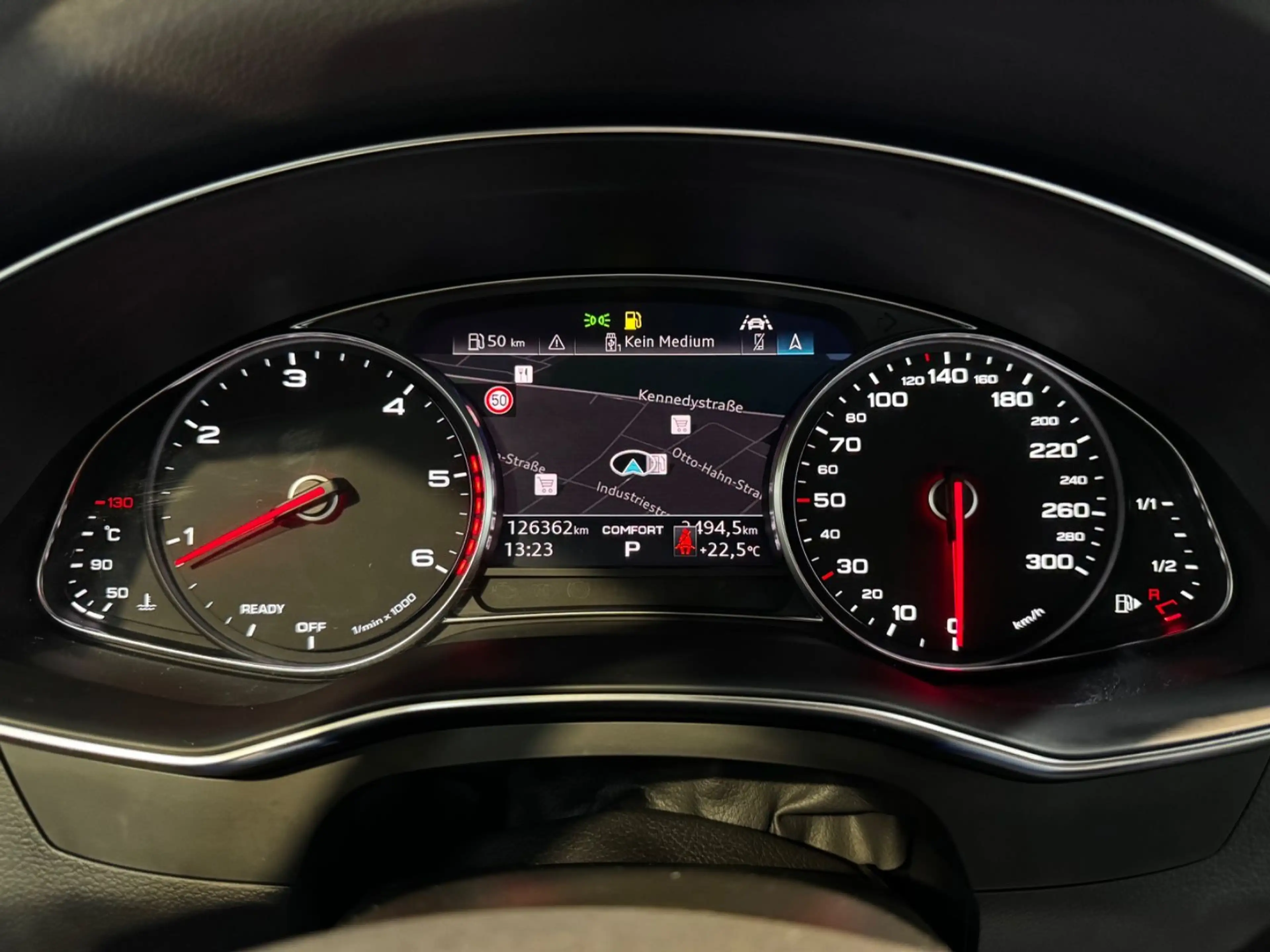 Audi A6 allroad 45TDI LUFT*ACC*360°*AHK*MMI+*VOLLLACK — photo 12