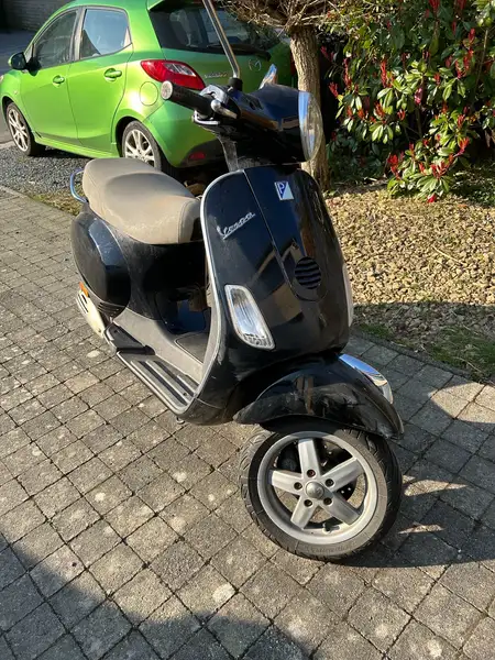 Vespa LX 50