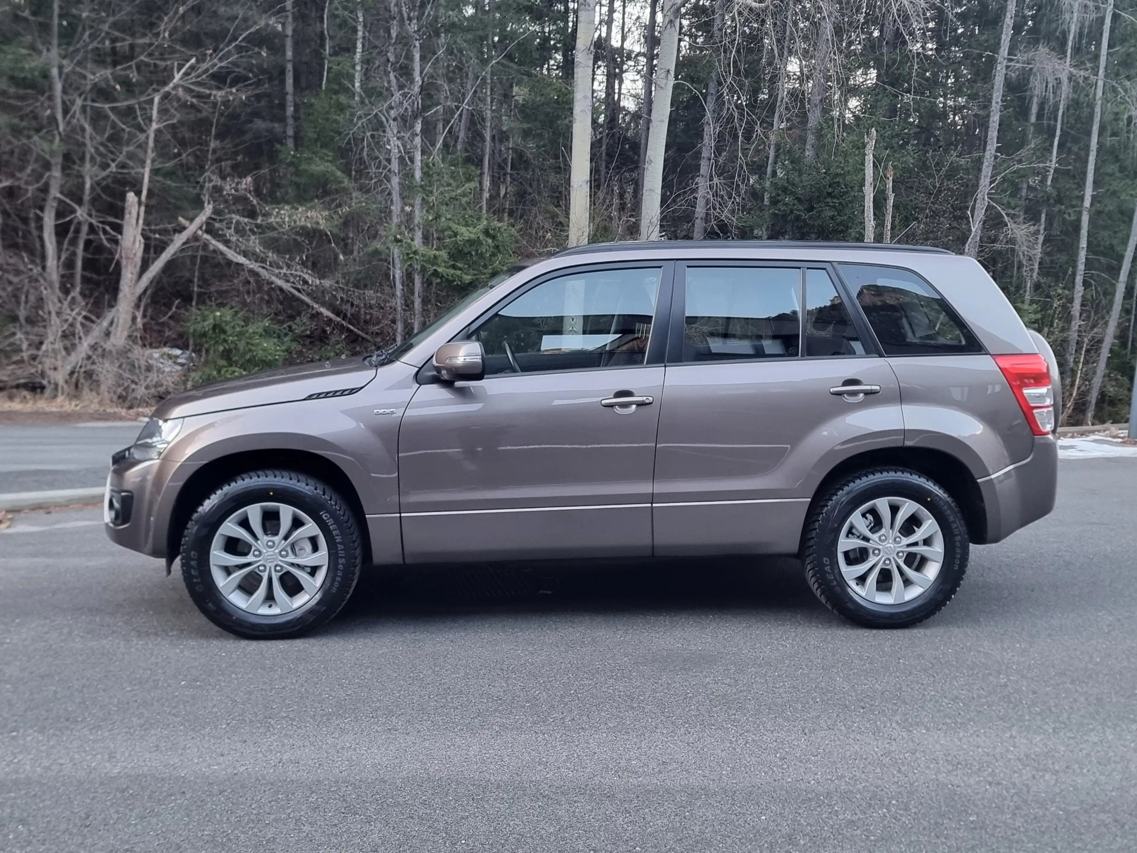 Suzuki Grand Vitara Grand Vitara 1,9 DDiS VX-E Special L2 — photo 8