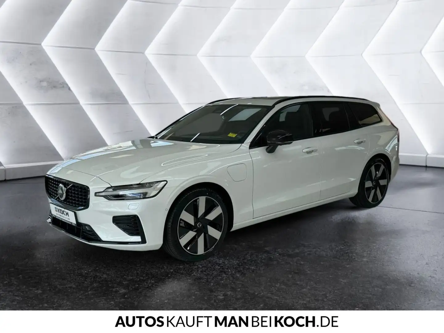 Volvo V60 T8 Plug-In AWD Ultra Dark ACC BLIS 360° AHK Weiß - 2