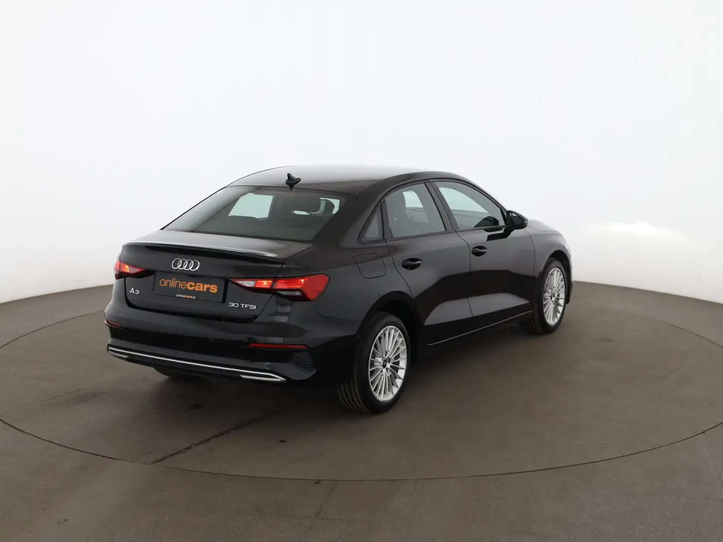 Audi A3 Limousine 30 TFSI advanced Aut LED RADAR NAVI Schwarz - 2