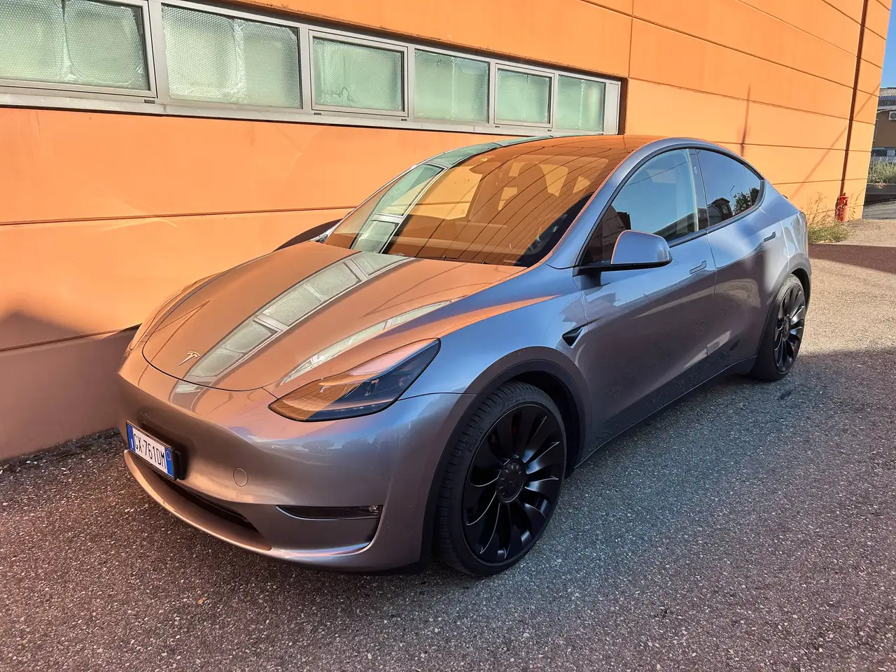 Tesla Model Y Model Y 2021Performance Dual Motor awd — photo 1 of 14