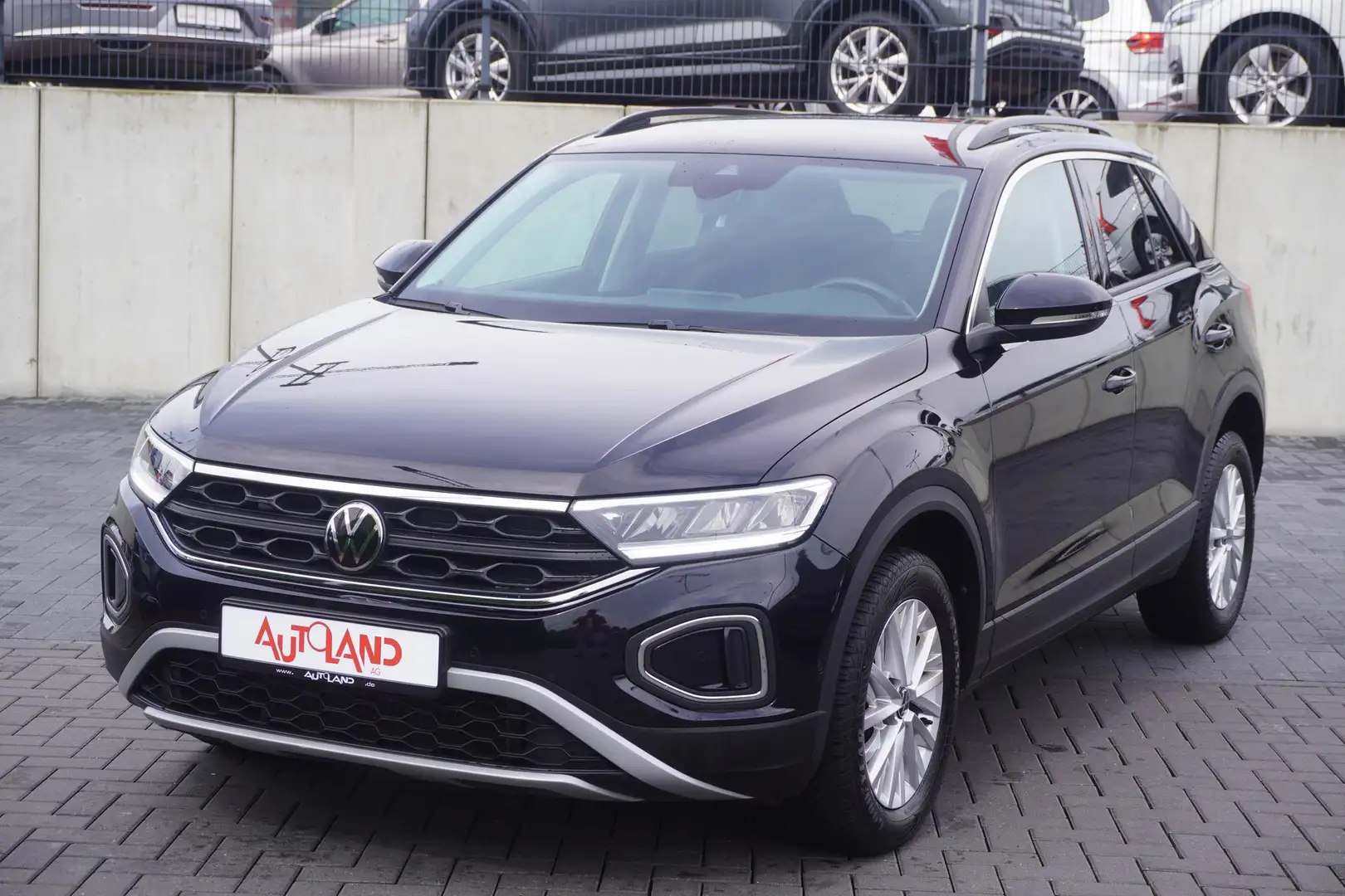 Volkswagen T-Roc 1.0 TSI LED Navi Tempomat Schwarz - 2
