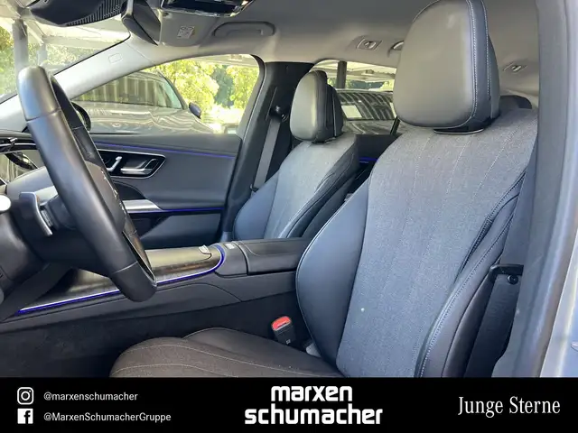 Mercedes-Benz E-Class view 10