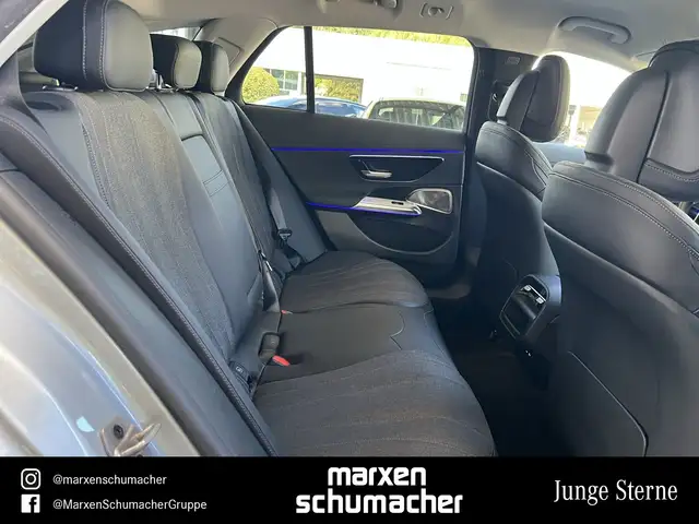 Mercedes-Benz E-Class view 15