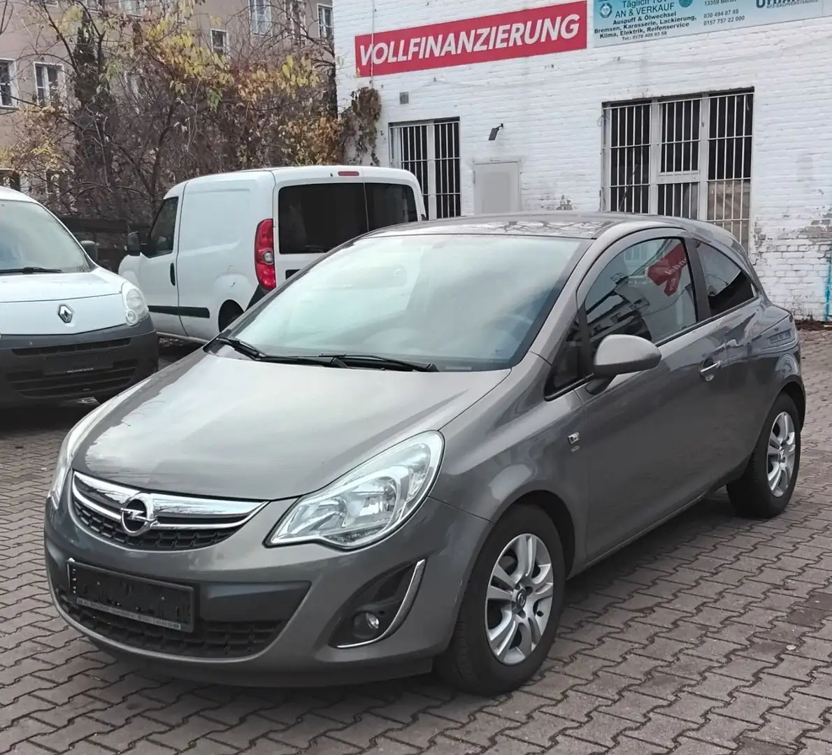 Opel Corsa D Satellite  Neuer Tüv Grau - 1