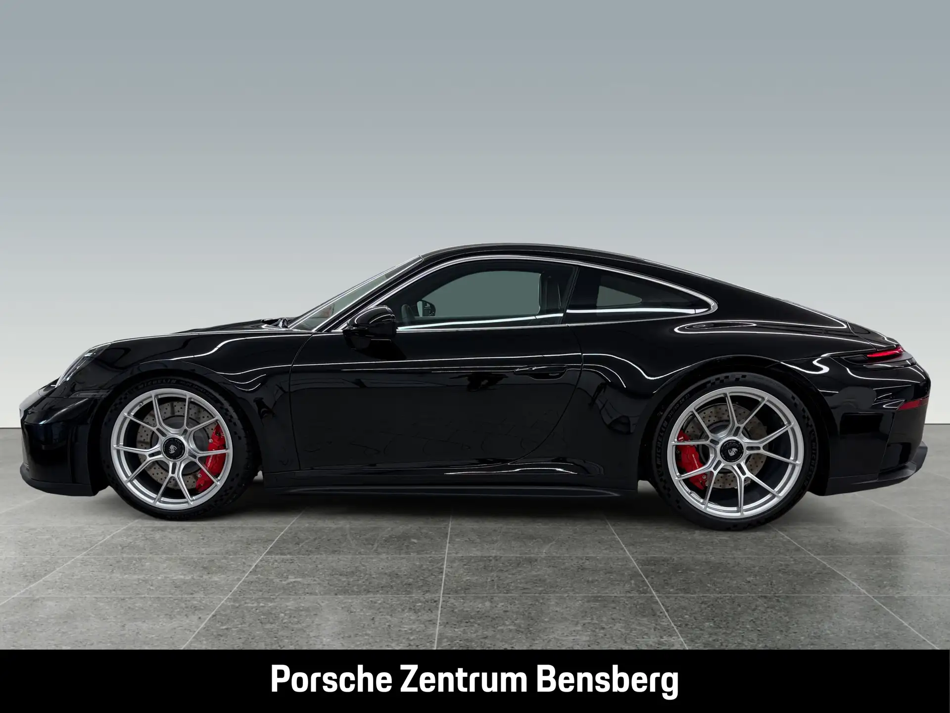 포르쉐 911 GT3 Touring 2026 검정 사진 2