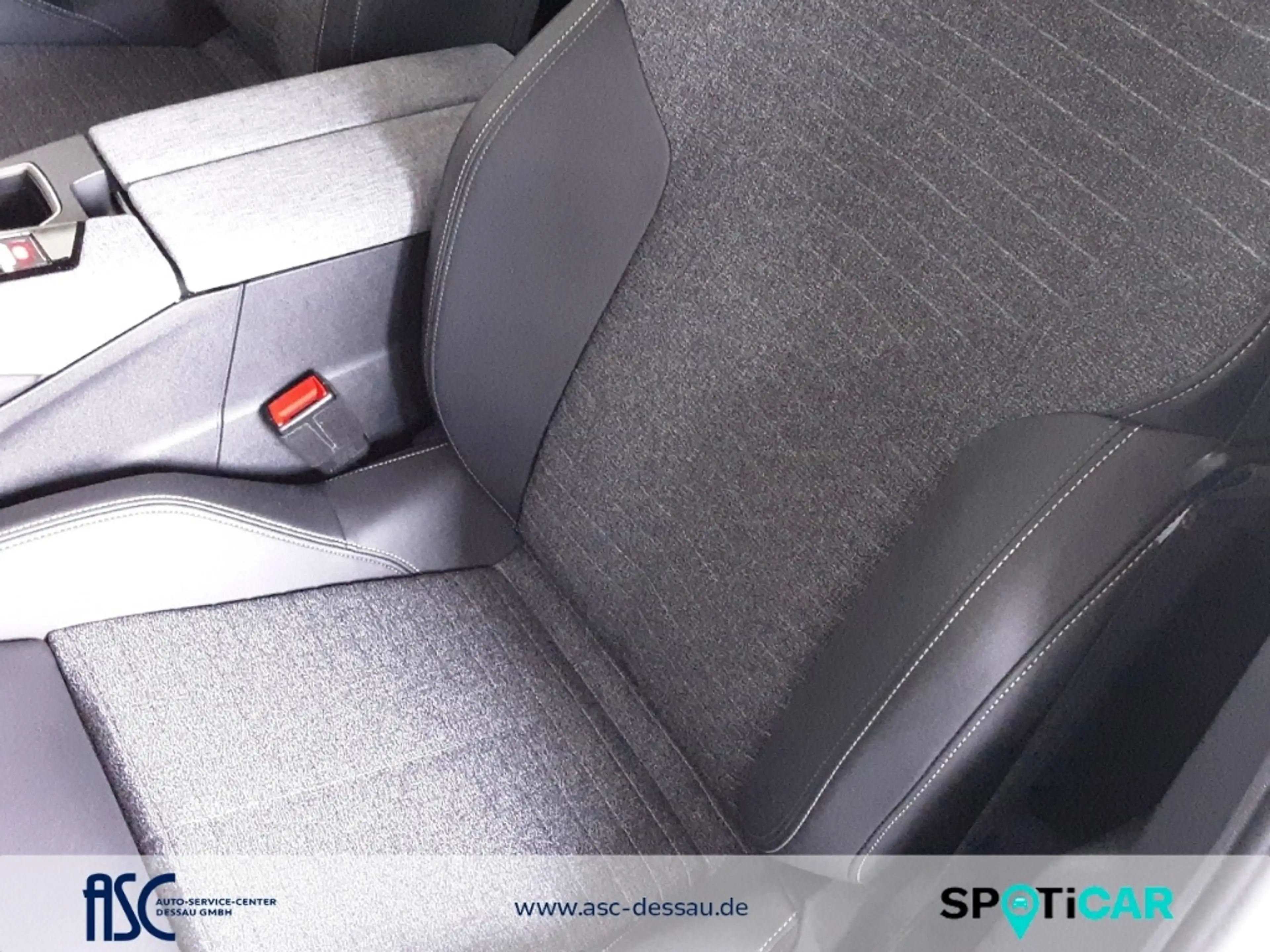 Peugeot 5008 All.HYB.145 e-DSC6 Navi,360°Cam,ACC,EPHvo.+hi,SHZ, — photo 11