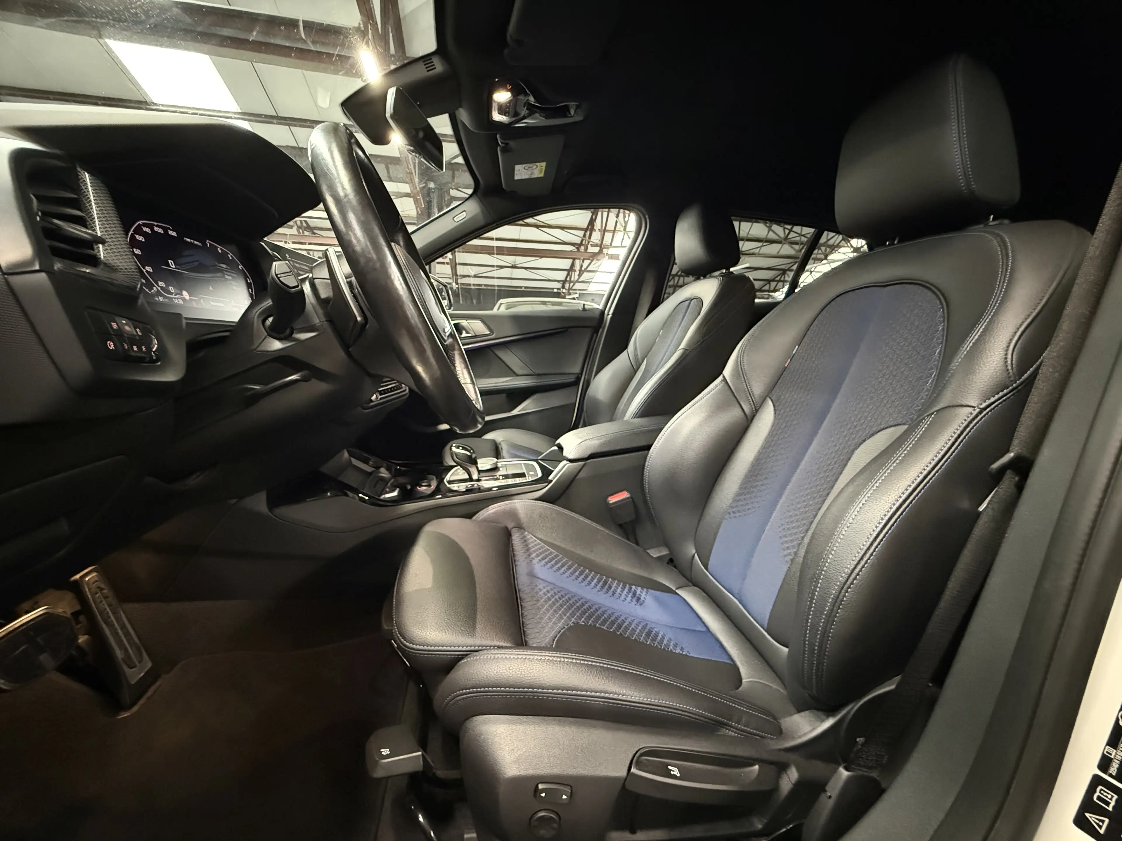 BMW 135 M135i * XDRIVE * CARPLAY * COCKPIT * KEYLESS * LED — photo 10