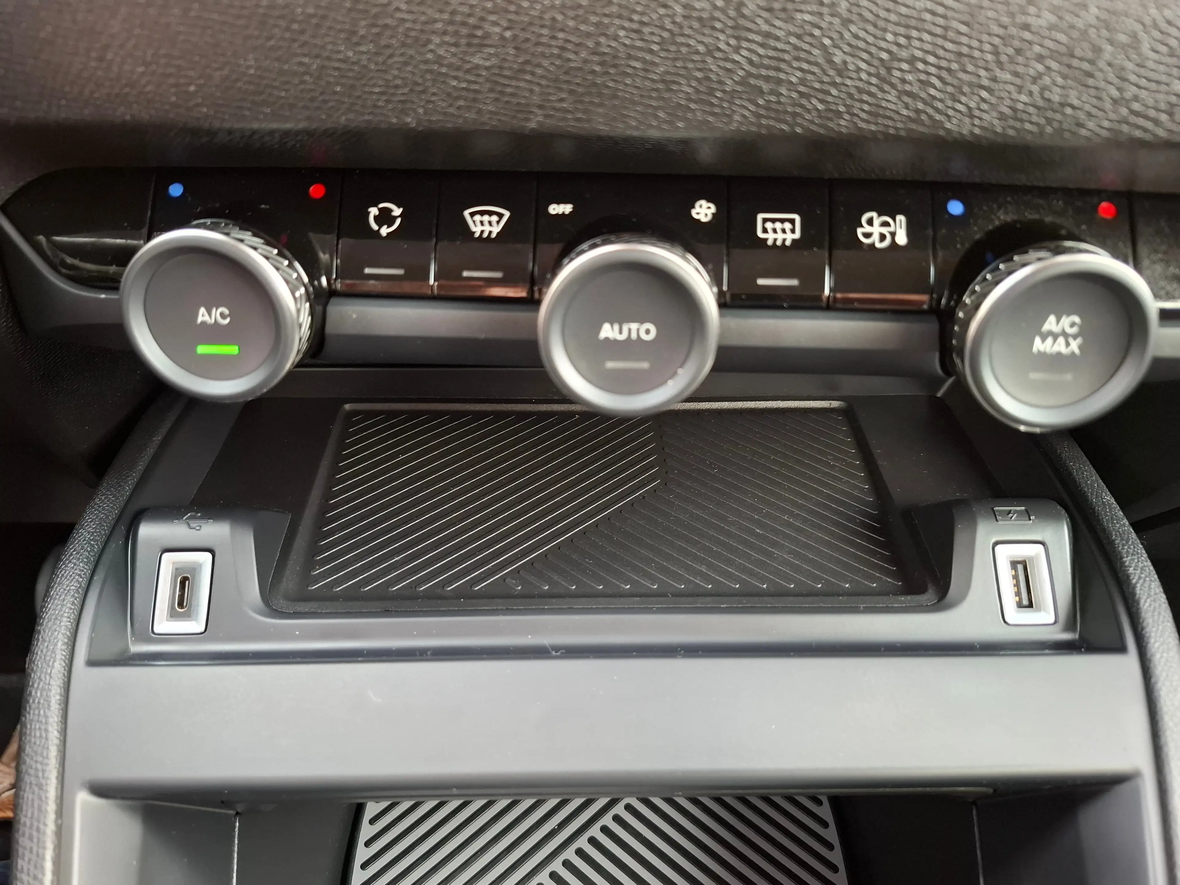 Citroen E-C4 Electric Feel Pack 50 kWh SOH 95,25% | CARPLAY | CAMERA | F — photo 14