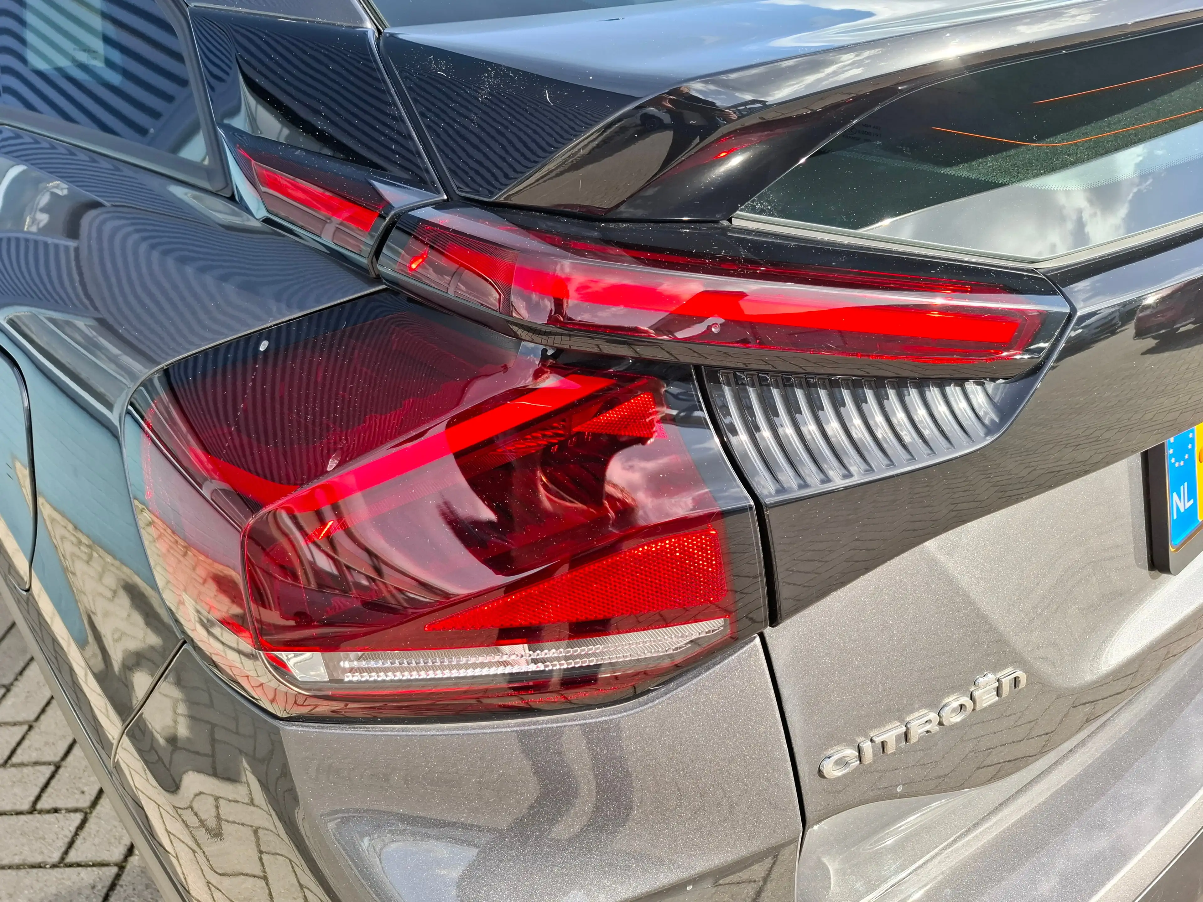Citroen E-C4 Electric Feel Pack 50 kWh SOH 95,25% | CARPLAY | CAMERA | F — photo 20