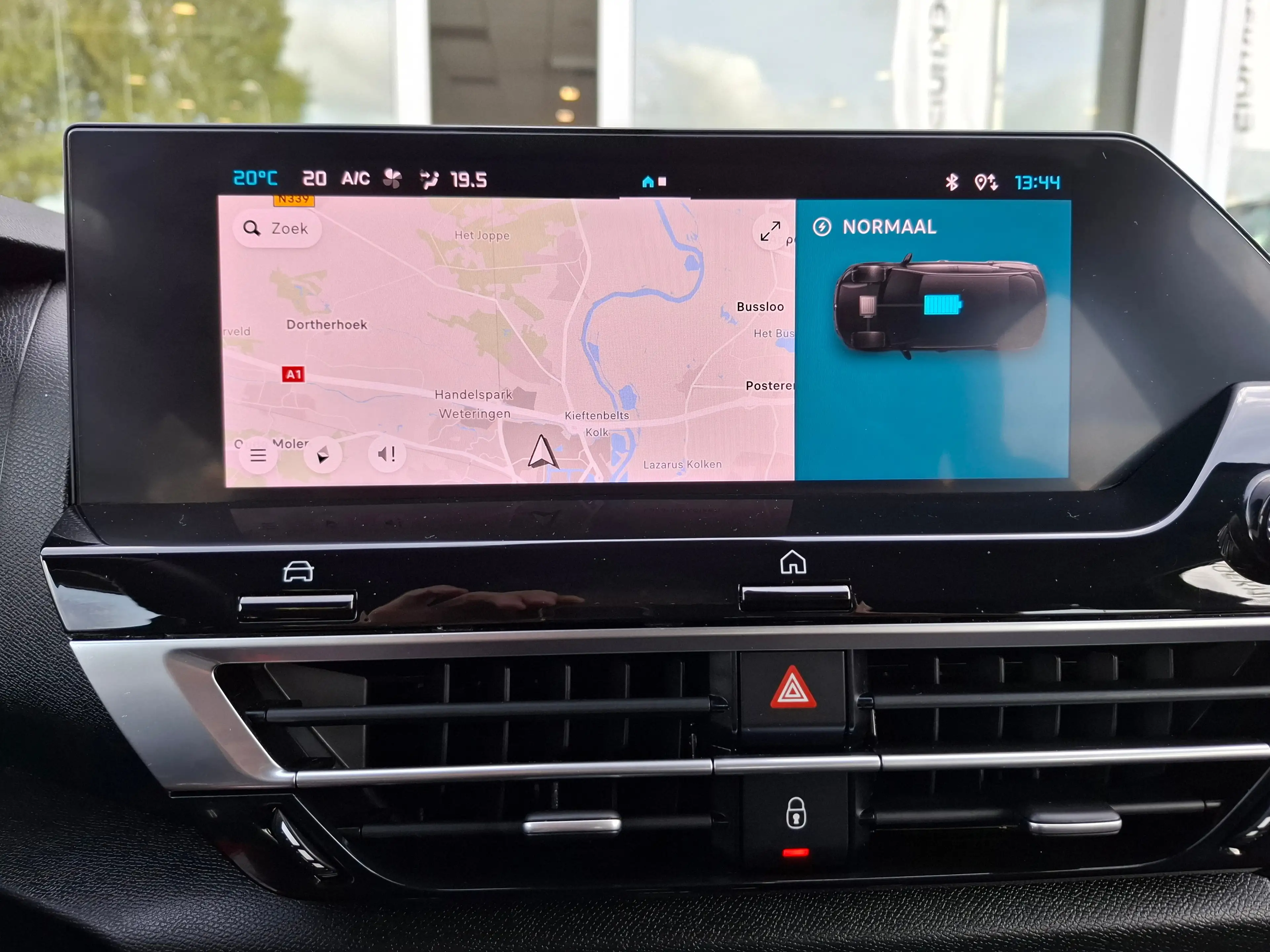 Citroen E-C4 Electric Feel Pack 50 kWh SOH 95,25% | CARPLAY | CAMERA | F — photo 15