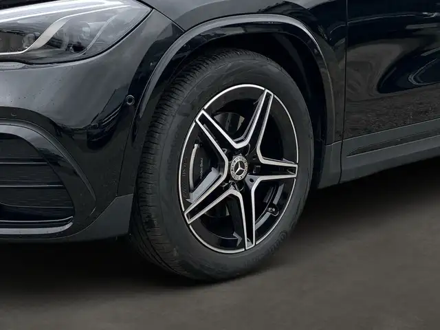 Mercedes-Benz GLA 200 d 4MATIC Österreich-Edition AMG Line Ansicht 7