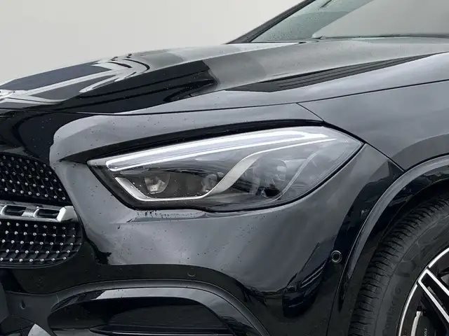 Mercedes-Benz GLA 200 d 4MATIC Österreich-Edition AMG Line Ansicht 6