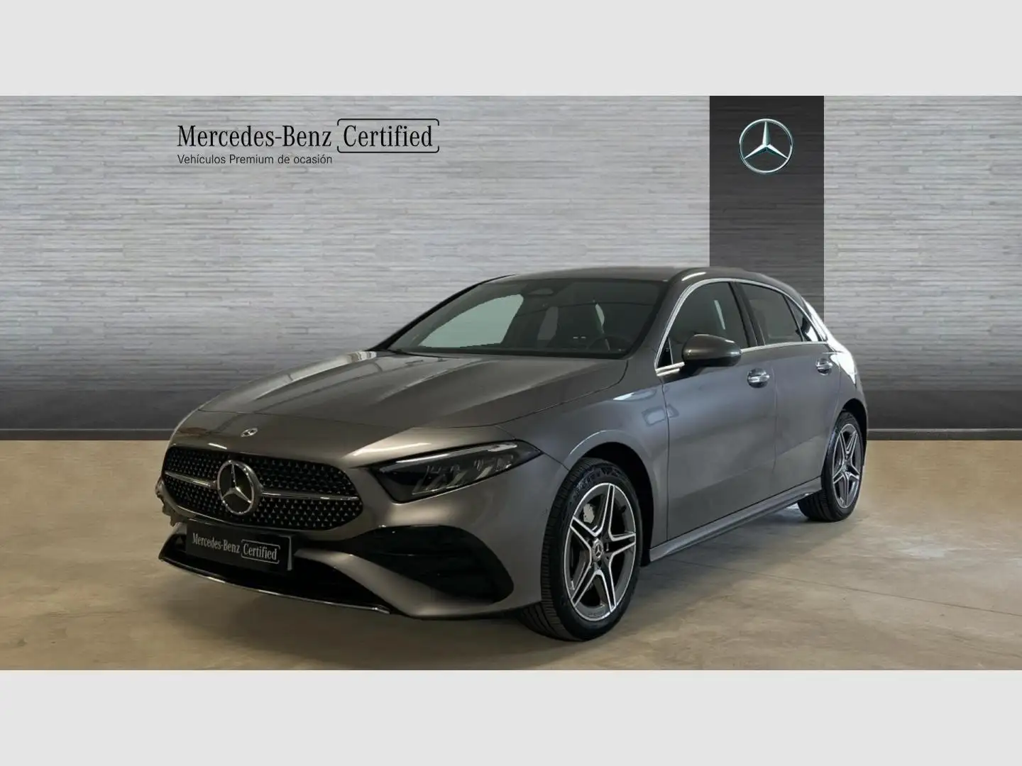 Mercedes-Benz A 250 e AMG LINE - 1
