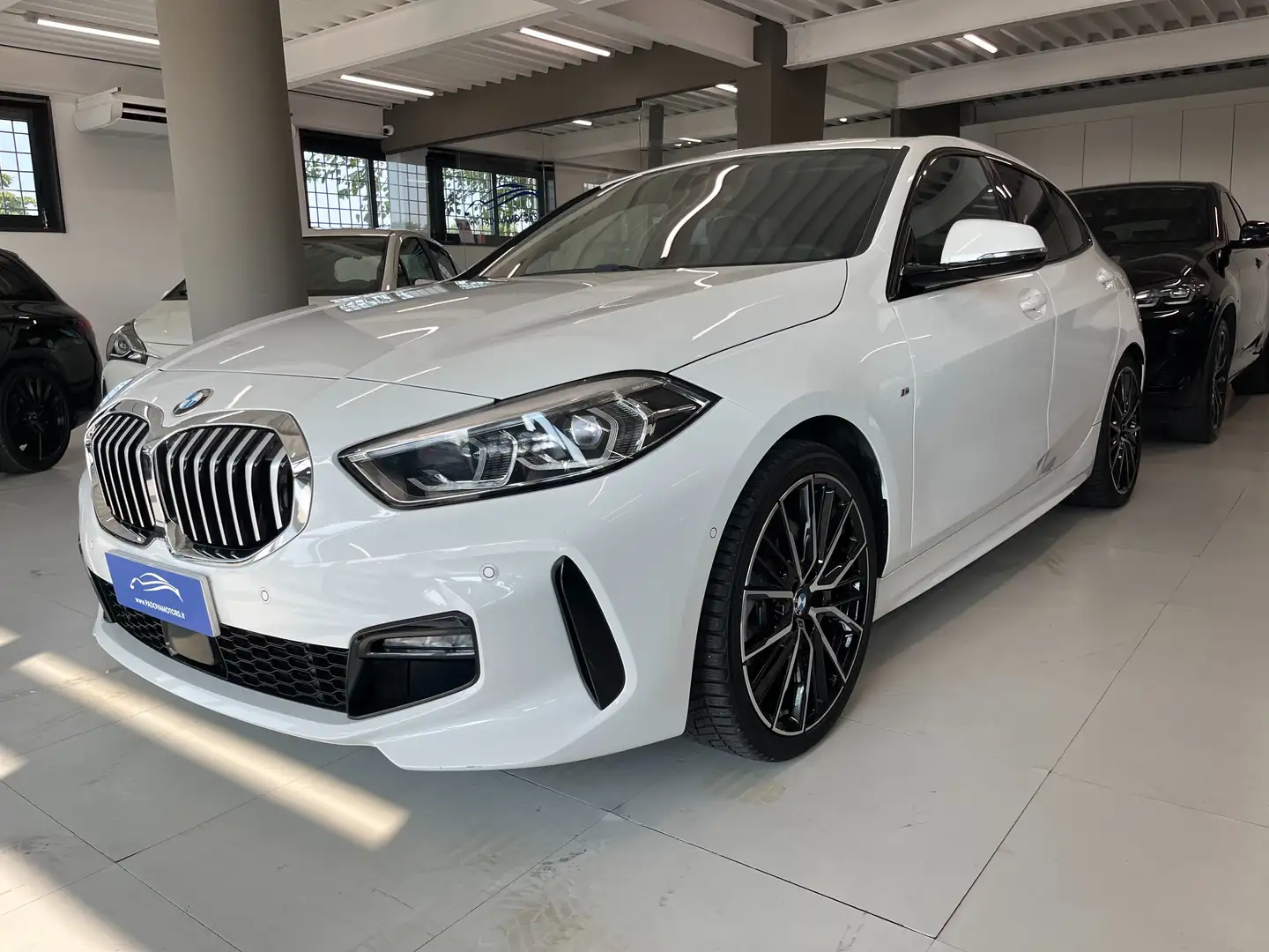BMW 120 d 190cv X-Drive M-Sport Automatica MY2020 Bianco - 2