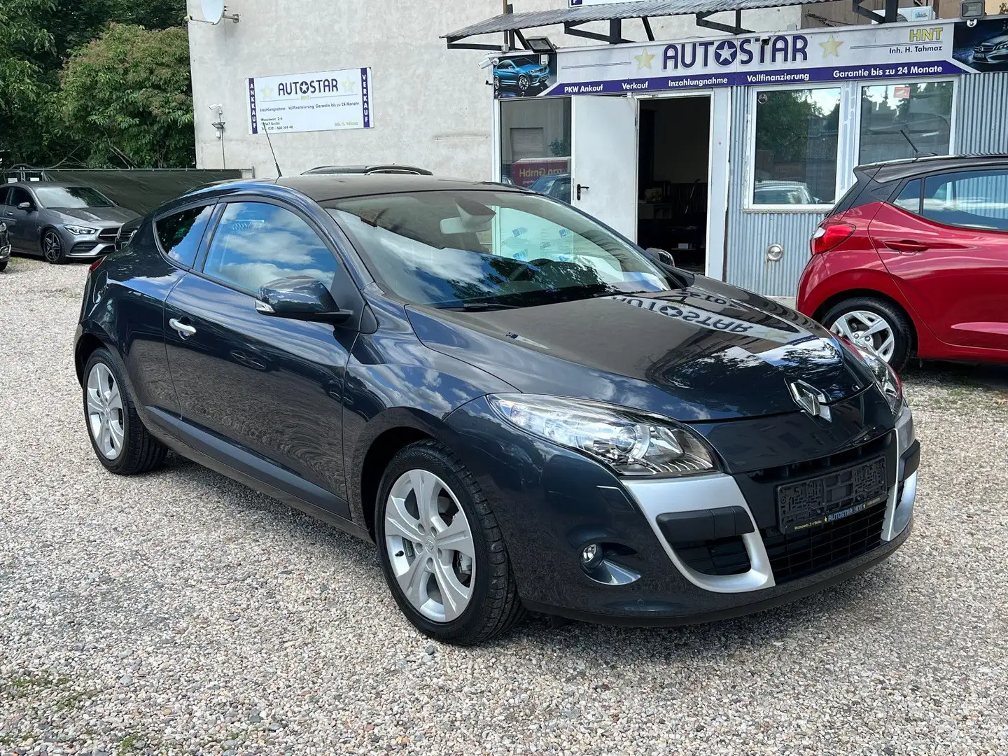 Renault Megane III Coupe Automatik  Neuwertig NUR 760KM Grau - 2