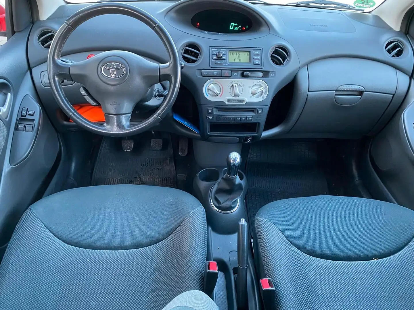 Toyota Yaris 1.3 Sol Rot - 2