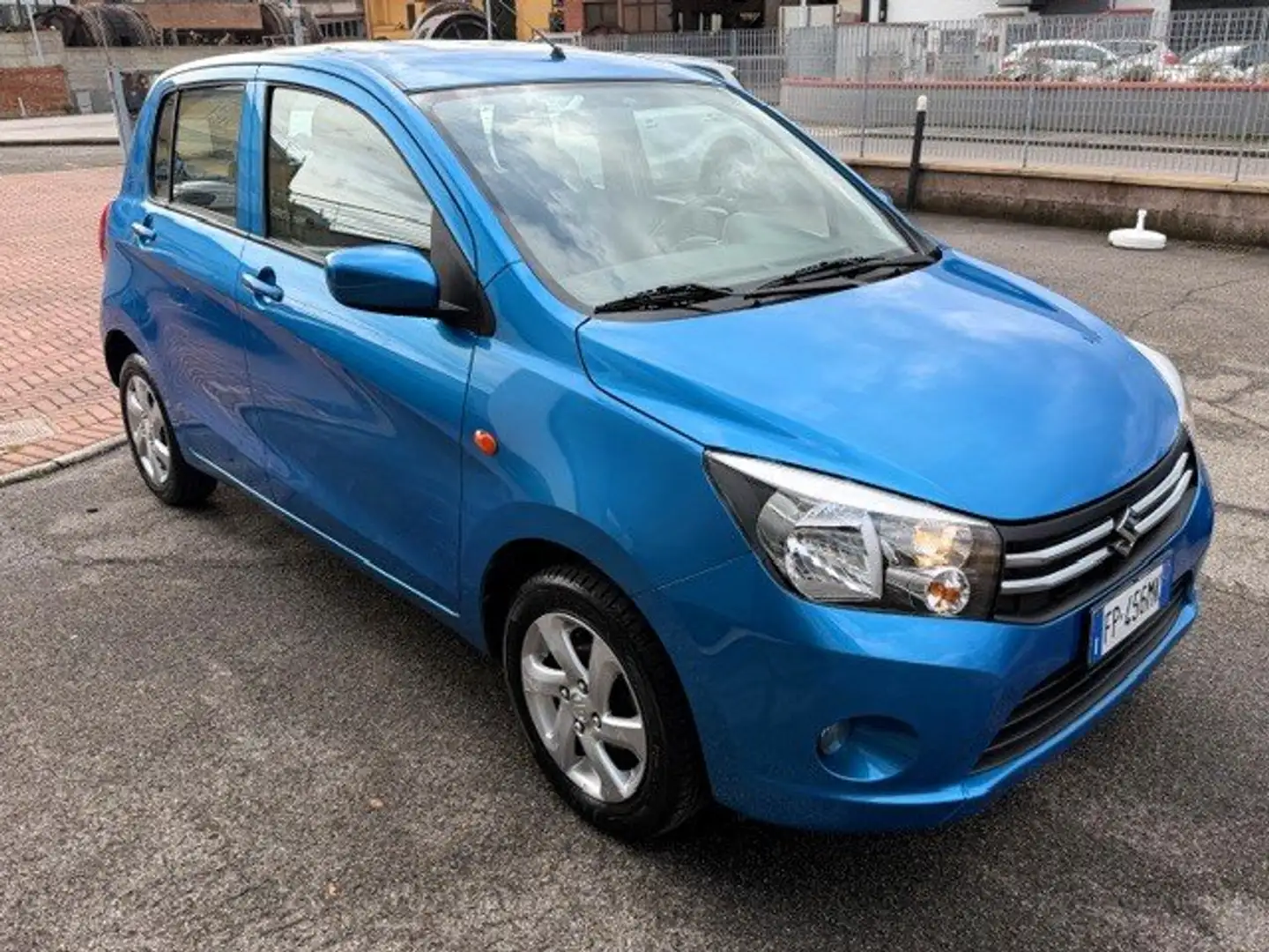 Suzuki Celerio Celerio 2015 1.0 Style Blu/Azzurro - 2
