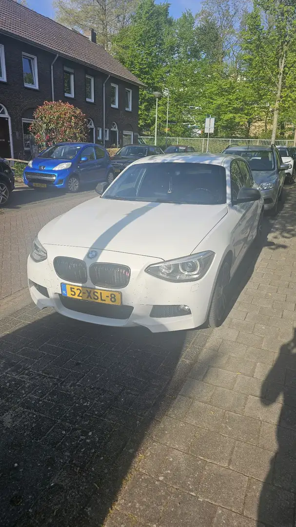 BMW 118 118i Sport Line - 1