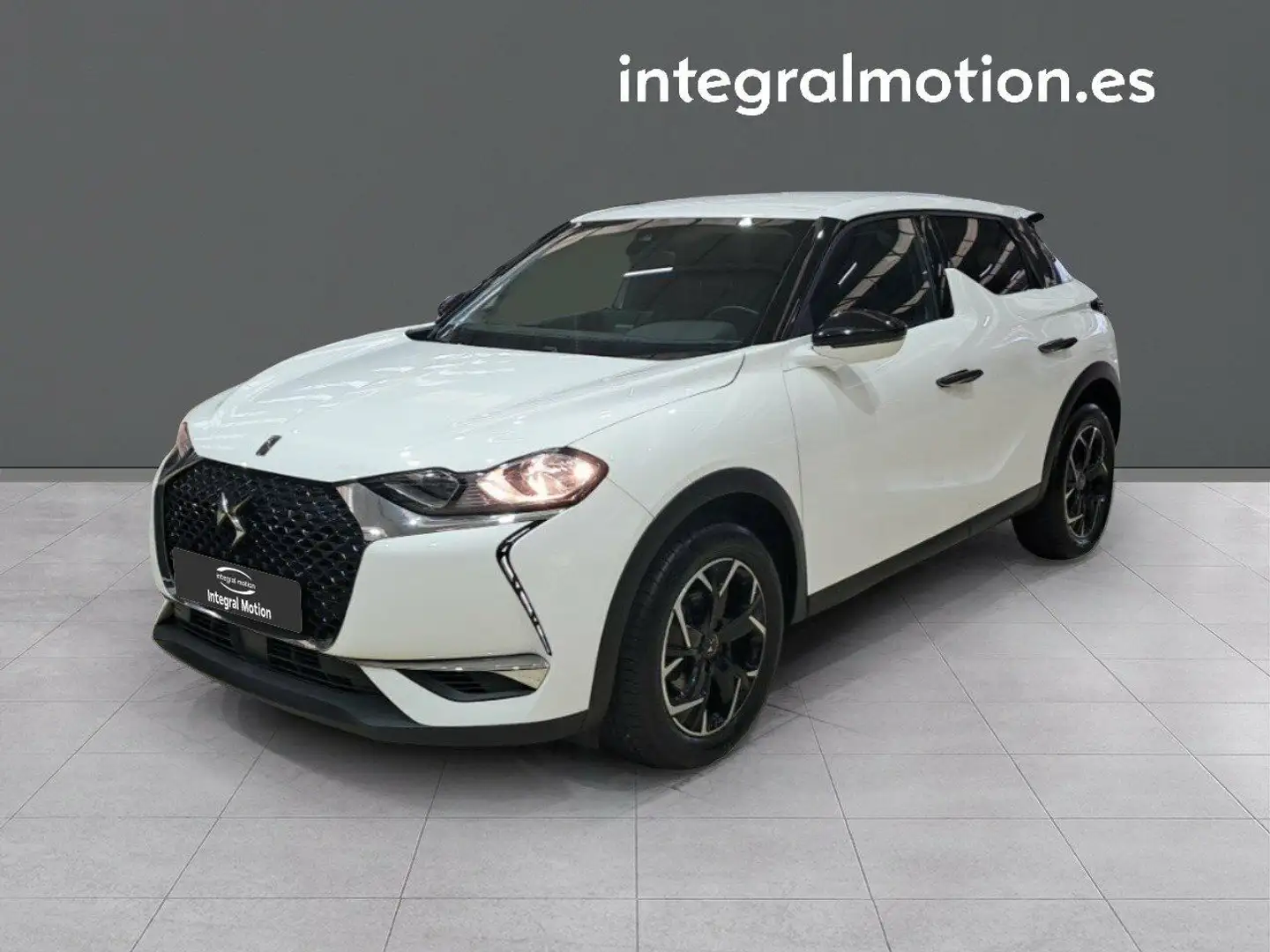 DS Automobiles DS 3 BlueHDi 73 kW Manual SO CHIC Blanc - 1