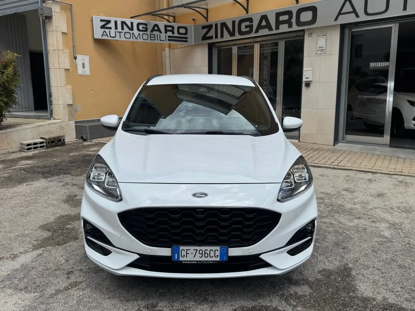 Ford Kuga 1.5 ECOBLUE ST-LINE 2WD 120CV.  FULL PERFETTA Bianco - 1