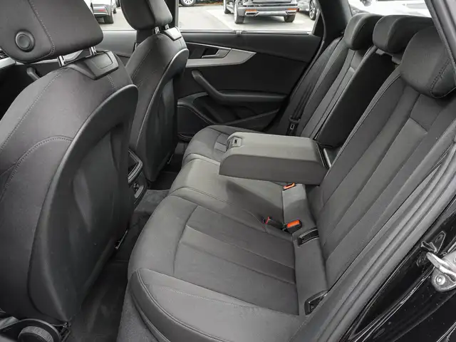 Audi A4 view 15