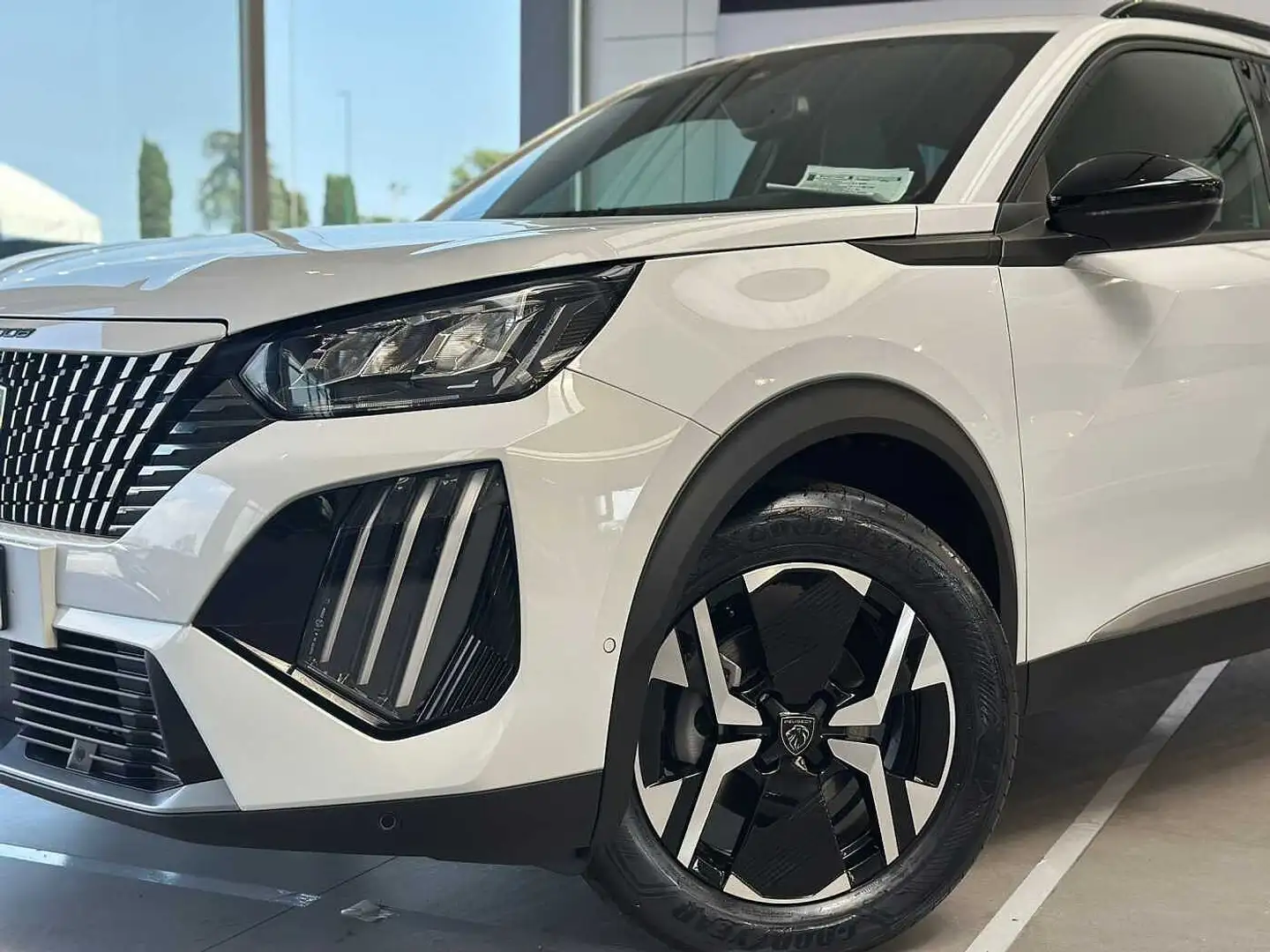 Peugeot 2008 2ª serie PureTech 100 S&S Allure Km Zero Bianco - 2