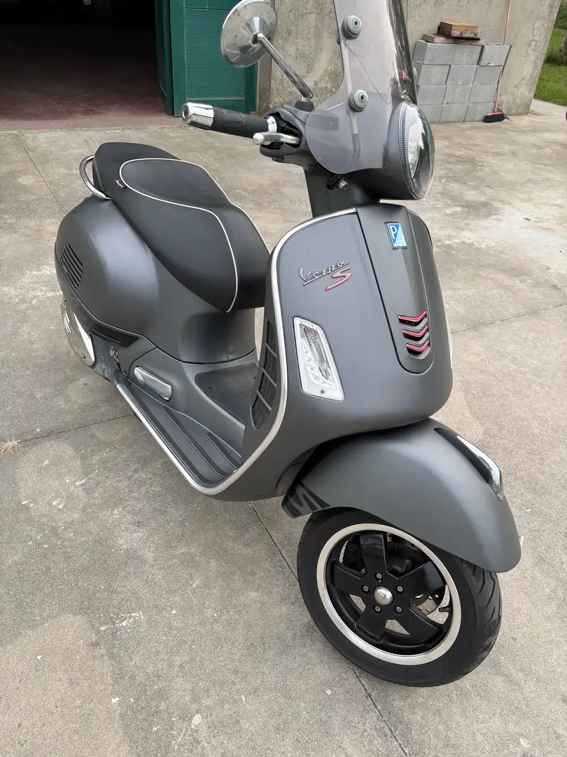Piaggio GTS 300 Vespa 300 GTS SuperSport ABS ASR siva - 1