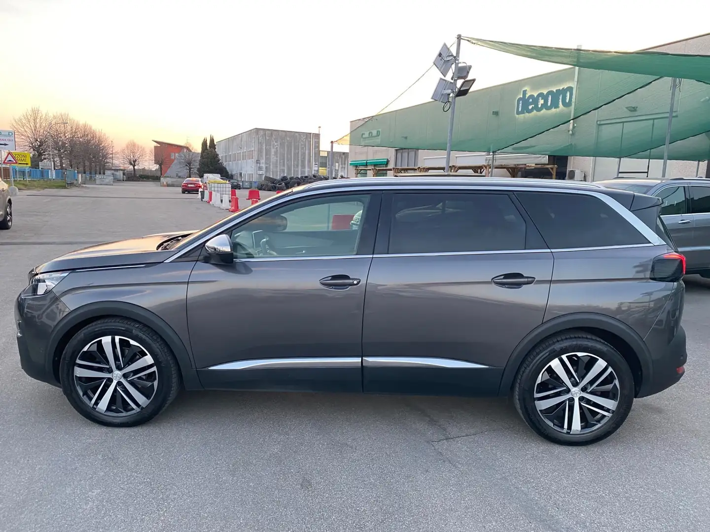 Peugeot 5008 BlueHDi 180 S&S EAT8 GT Gris - 2