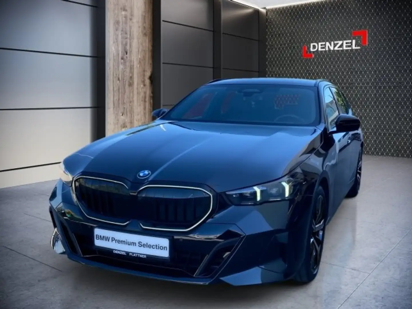 BMW 520 d xDrive Touring G61 B47 Schwarz - 1